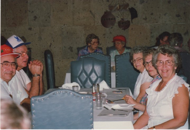 2028 1.jpg - Allen Gerig, Ray Roth, Edna Roth, ???, Mary Kay Gerig.  And 2 women in the far back.